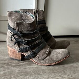 Freebird by Steven Taupe Ankle Boots with Black Straps
